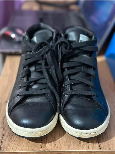 nike react: Adidas original, натуральная кожа состоянии отличное размер 36 почти — 2