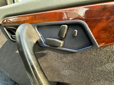 Mercedes-Benz: Mercedes-Benz C-Class: 2.2 l | 1996 il Sedan — 13