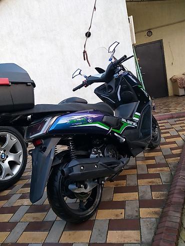 Скутеры: Тип скутера 150 куб. см, Бензин, Б/у — 4