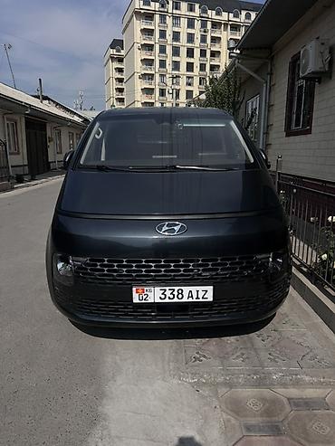 20 лет: Hyundai Staria: 2021 г., 2.2 л, Автомат, Дизель, Фургон — 1