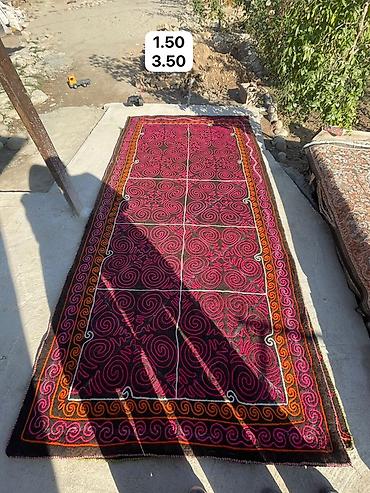 Ковёр ручной работы с ярким этническим орнаментом. - Материал