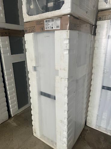 Холодильники: Холодильник Indesit, Новый, Двухкамерный, De frost (капельный), 60 * 185 * 60 — 11