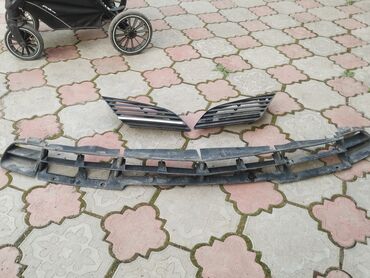 Другие автозапчасти: Решетка для бампера Ниссан Примера P12 at lalafo.kg Другие автозапчасти: Решетка для бампера Ниссан Примера P12