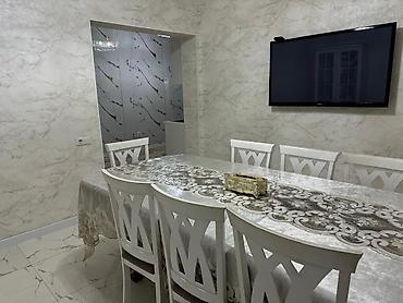 Продажа коттеджей и домов: Продаётся уютный дом в Золотом квадрате. Хорошее расположение, все — 11