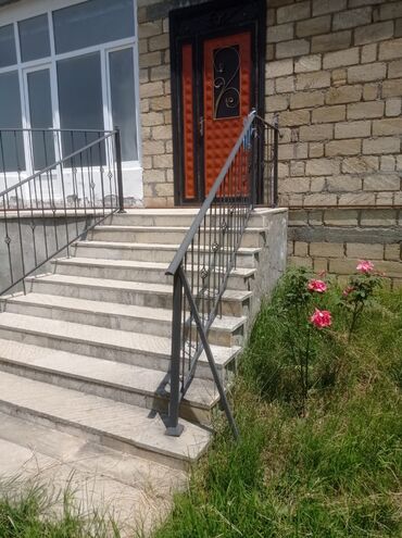 Həyət evləri və villaların satışı: Satış üçün həyət evi Quba 5 sot - Tikinti materialı: daş divarlar — 6