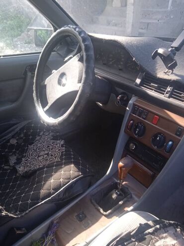 пш метр: Mercedes-Benz W124: 2.3 л, Механика, Газ, Van