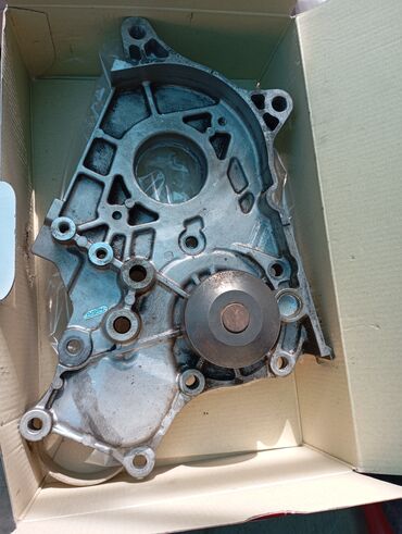Помпы: Помпа Toyota 2002 г., Б/у, Оригинал