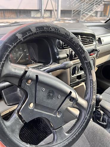 Volkswagen: Volkswagen Vento: 1993 г., 1.8 л, Механика, Бензин, Седан at lalafo.kg — 9 Volkswagen: Volkswagen Vento: 1993 г., 1.8 л, Механика, Бензин, Седан — 9