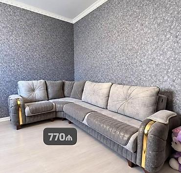 taxda divan: Divan satılır 770₼. Demək olar ki yenidir. Açılır bazası var.Ünvan — 1