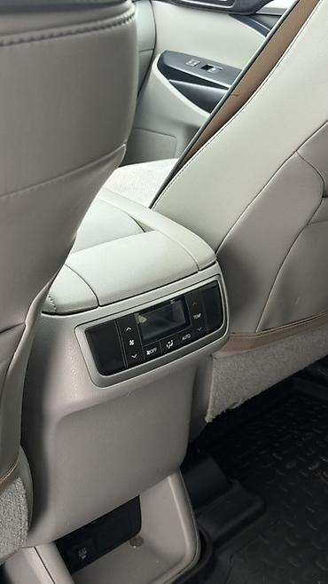 Toyota: Toyota Highlander: 2015 г., Кроссовер at lalafo.kg — 9 Toyota: Toyota Highlander: 2015 г., Кроссовер — 9