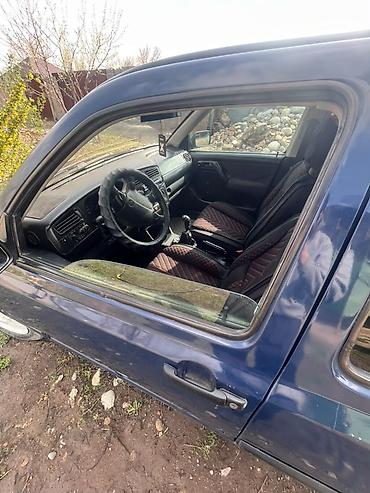 сидение на гольф 2: Volkswagen Golf: 1994 г., Механика, Бензин, Хэтчбэк — 1