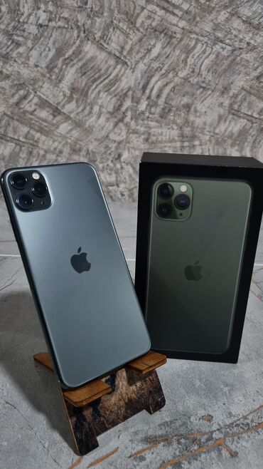 Apple iPhone: IPhone 11 Pro Max, Б/у, 64 ГБ, Matte Midnight Green, Наушники, Зарядное устройство, Защитное стекло, 77 %