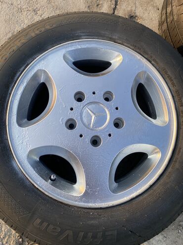 runx alex: Дөңгөлөктөр монтажда 200 / 65 / R 16, Жай, Колдонулган, Комплект, Жүк ташуучу унаалар/Автобустар, Куйма, тешиктери - 4