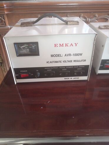 220 v: İşlənmiş Ev üçün Stabilizator 1 faza, 220 V, Ünvandan götürmə