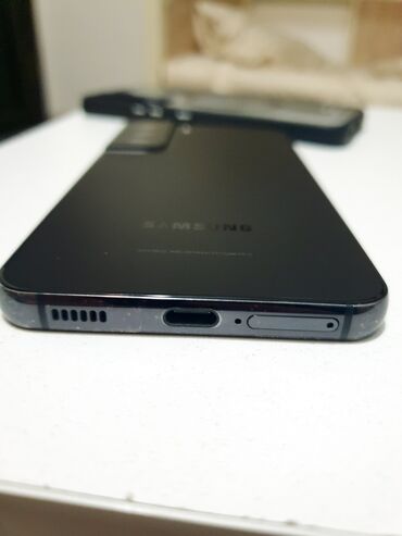 Samsung: Samsung Galaxy S22, Б/у, 8 ГБ, цвет - Черный, 1 SIM, eSIM — 10