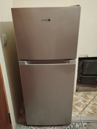 холодильник бу продаю: Холодильник Avest, Двухкамерный, De frost (капельный), 1 *