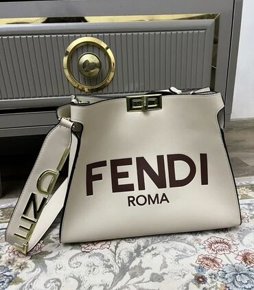 Çantalar: Çiyin çantası, Fendi, Yeni lalafo.az -da Çantalar: Çiyin çantası, Fendi, Yeni