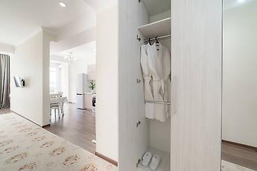 Посуточная аренда квартир: 1 комната, Душевая кабина, Постельное белье, Кондиционер — 3