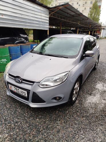 альфард 2012: Ford Focus: 2012 г., 1.6 л, Робот, Бензин, Седан