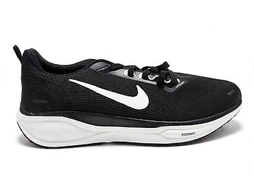 buzz nike dunk: Nike patike za trčanje u crno-beloj kombinaciji, sa modernim sportskim — 1