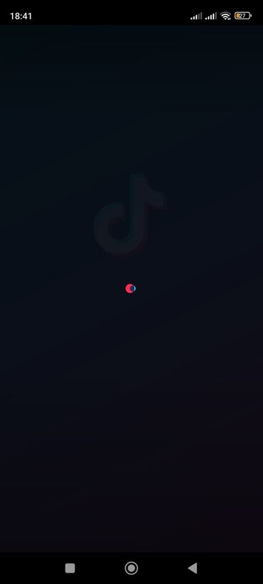 Paltar tikişi: TikTok mobil tətbiqi (Android ekran görüntüsü) - Qısa video