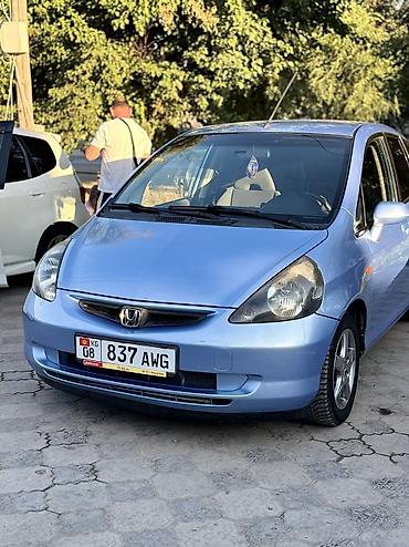 Honda Jazz: 2002 г., 1.3 л, Механика, Бензин, Хэтчбэк at lalafo.kg — 1 Honda Jazz: 2002 г., 1.3 л, Механика, Бензин, Хэтчбэк — 1