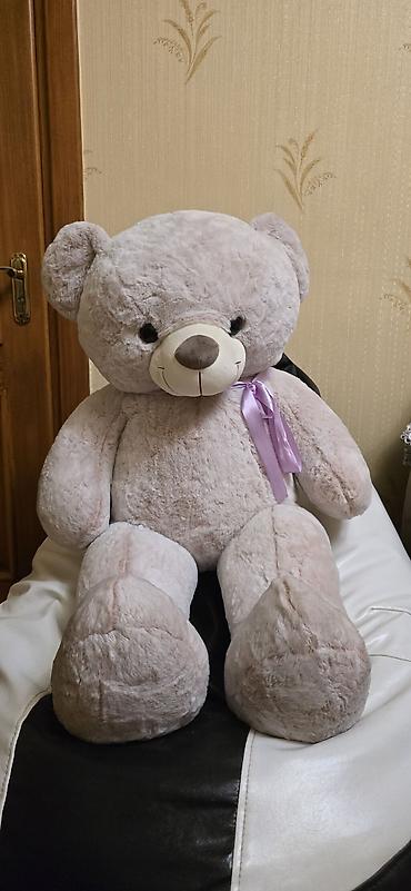 Oyuncaqlar: Böyük peluş ayı oyuncaq - Rəng: açıq bənövşəyi (yumşaq pastel ton) — 1