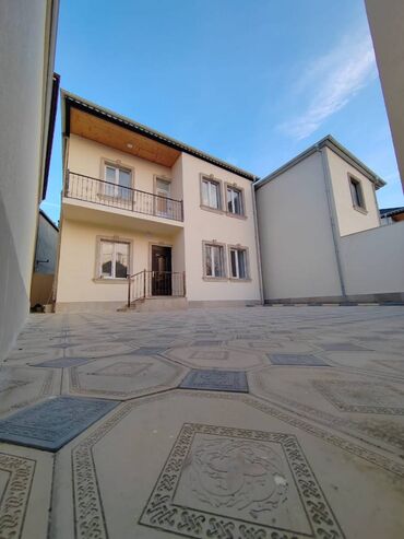 Həyət evləri və villaların satışı: Qaraçuxur qəs. 4 otaqlı, 210 kv. m, Yeni təmirli — 1
