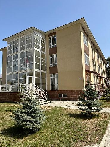Посуточная аренда квартир: Сдается большая двухкомнатная квартира в ЦО Лазурный берег, село - — 10