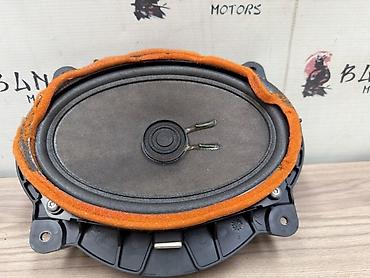 кожух: Динамик дверной JBL для Toyota Sequoia USK65L 3UR‑FE, 2010 г. - — 1