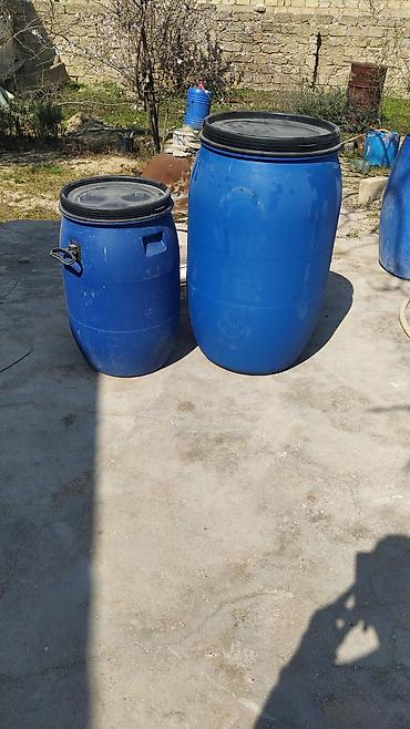 su bockası: Mavi rəngli plastik barellər - Material: qalın divarlı, möhkəm HDPE — 3