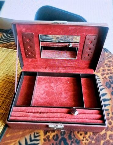 dvosed za decu: Jewelry box