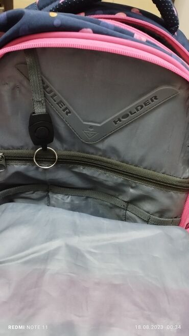 Рюкзаки: Продаю рюкзак для девочек! Ортопед, б/у, в отличном состоянии (не — 9