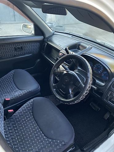 автомабил пикап: Nissan Cube: 2000 г., 1.3 л, Автомат, Бензин, Хетчбек — 6