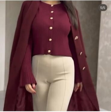 Kaputi: Prelepi kaputiii
Vel: 36-42
Uvoz Turska
Cena: 5500 dinara — 9