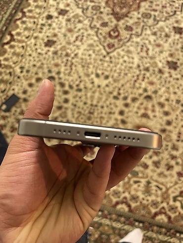 Apple iPhone: IPhone 15 Pro Max, Natural Titanium — 2