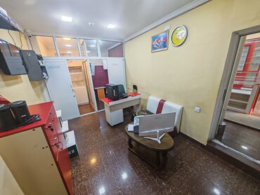 Digər kommersiya daşınmaz əmlakı: APTEK Sumqayit şəhərində yerləşir,2013cü ildə açılıb 20 gündü — 7