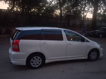 срочно срочно продаю машина: Toyota WISH: 2003 г., 1.8 л, Автомат, Бензин