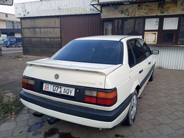 насос пассат: Volkswagen Passat: 1990 г., 1.8 л, Механика, Бензин, Седан