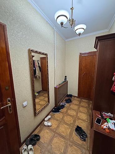 Продажа квартир: 5 и более комнат, 141 м², 106 серия, 1 этаж, Косметический ремонт — 9