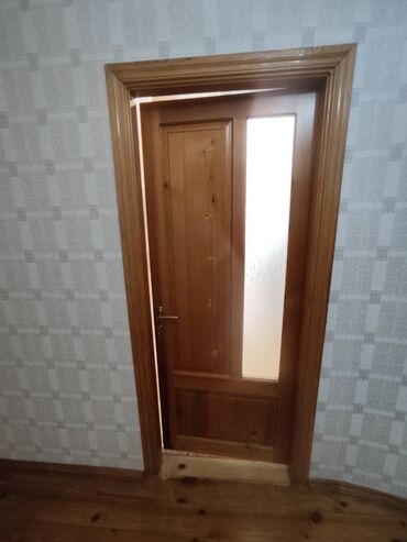 Otaq qapıları: Taxta qapılar satılır.Heç bir zədəli yeri yoxdur. 9 ədəd mövcuddur. 1 -da lalafo.az — 2 Otaq qapıları: Taxta qapılar satılır.Heç bir zədəli yeri yoxdur. 9 ədəd mövcuddur. 1 — 2