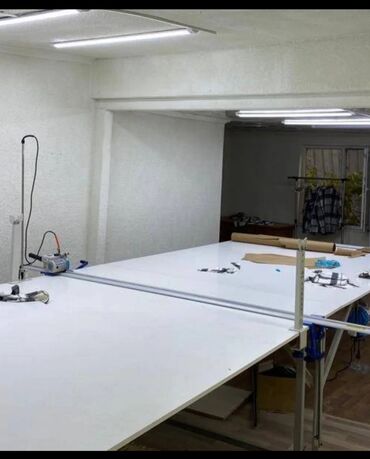 швейные услуги: Линейный нож сатылат 18000 сом жана закройныйга тийешелүү шайман бар