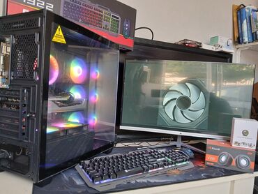 kampüterlər: RGB işıqlandırmalı ventilyatorları, şüşə yan paneli və müasir