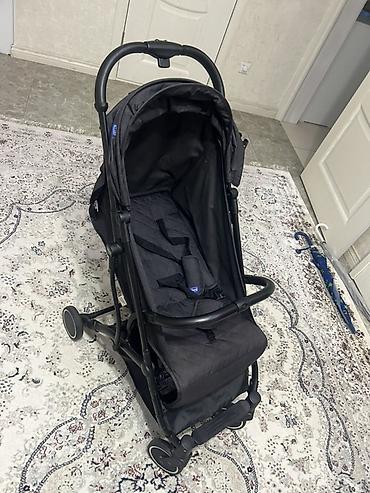 Коляски: Коляска, Chicco, цвет - Черный, Б/у, Самовывоз — 2