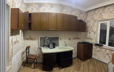 Həyət evləri və villaların satışı: Binəqədi qəs. 9 otaq, 200 kv. m, Kredit yoxdur, Orta təmir -da lalafo.az — 16 Həyət evləri və villaların satışı: Binəqədi qəs. 9 otaq, 200 kv. m, Kredit yoxdur, Orta təmir — 16