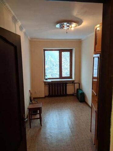 моладая гвардия: 2 комнаты, 43 м², Индивидуалка, 4 этаж, Косметический ремонт