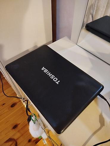 15.6 ekran: Toshiba noutbuk - Marka/model: Toshiba (15.6" ekranlı klassik seriya) — 2