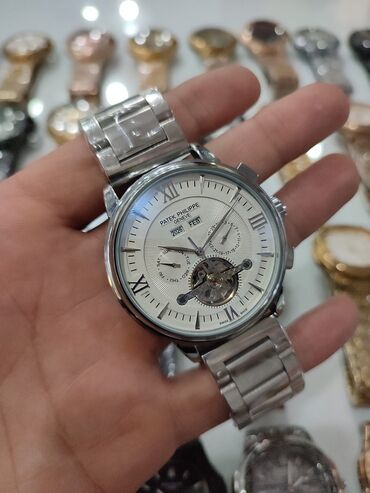 Qol saatları: *Patek Philippe*
AAklas - Avtomexanika
İşlək funksiyalar — 10