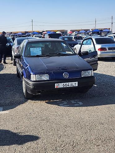 green line: Volkswagen Vento: 1992 г., 1.8 л, Механика, Бензин, Седан — 1