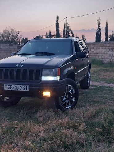 Jeep: Jeep Grand Cherokee: 3.2 l | 1997 il | 255000 km Ofrouder/SUV